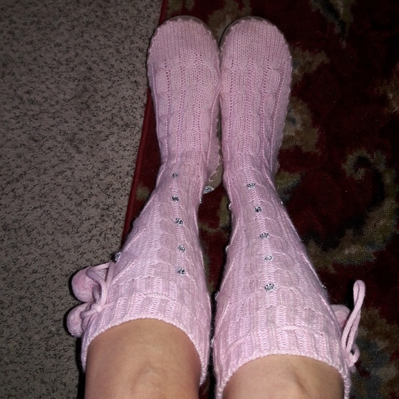 victoria's secret pink sweater sock boots slipper mukluks